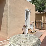Dos Hermanas 4, 5, 6 & 8 Downtown Courtyard Holiday home Santa Fe